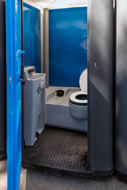 Best Construction site porta potty rental  in Fifth Street, TX
